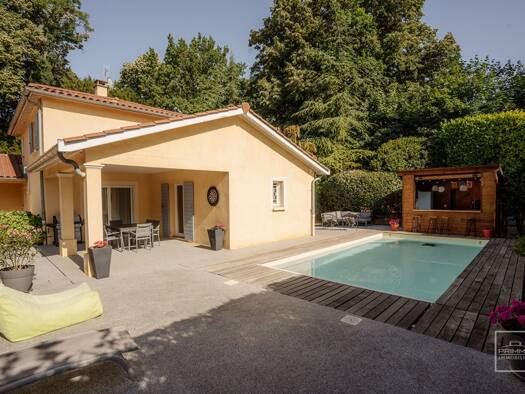 Maison à vendre 649 000 € 6 pièces 4 chambres 171,5 m² 1 005 m² de terrain Neuville-sur-Saône 69250