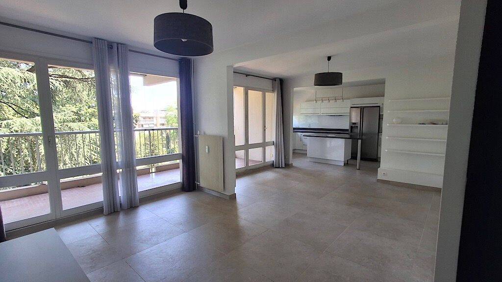Appartement 4 pièces 89 m² · à Écully · 89 m² · 1 523 €