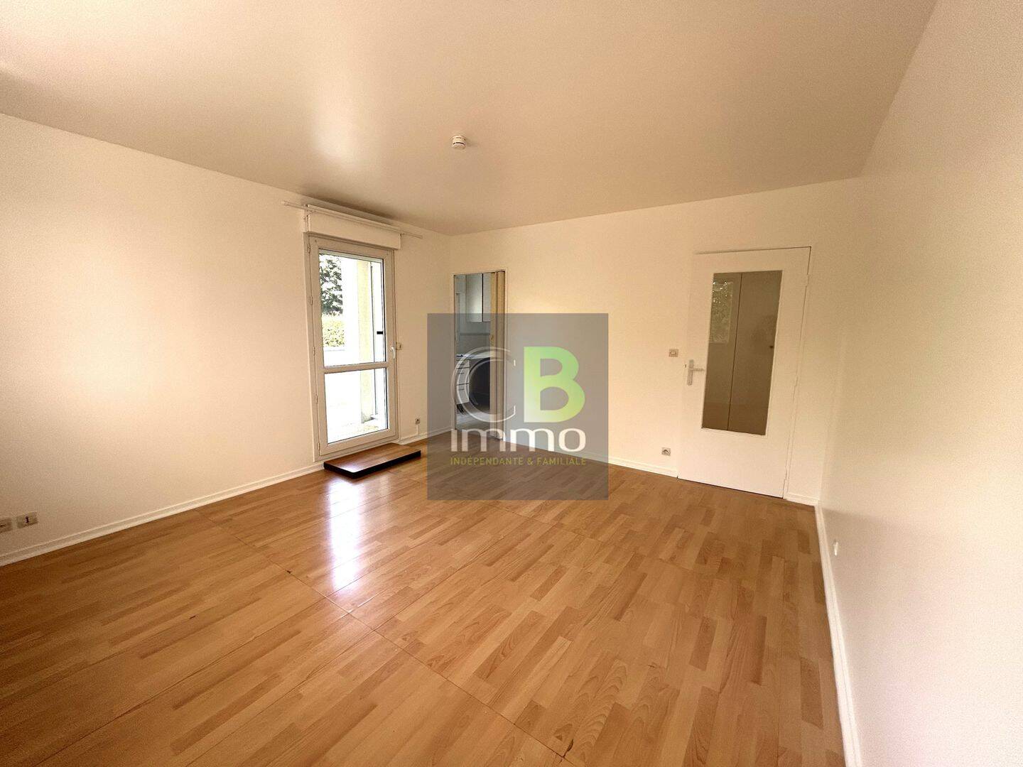 Appartement 1 pièce 28 m² · à Choisy-le-Roi · 28,2 m² · 765 €