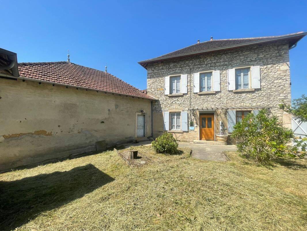Maison 6 pièces 183 m² · à Sermérieu · 183 m² · 295 000 €