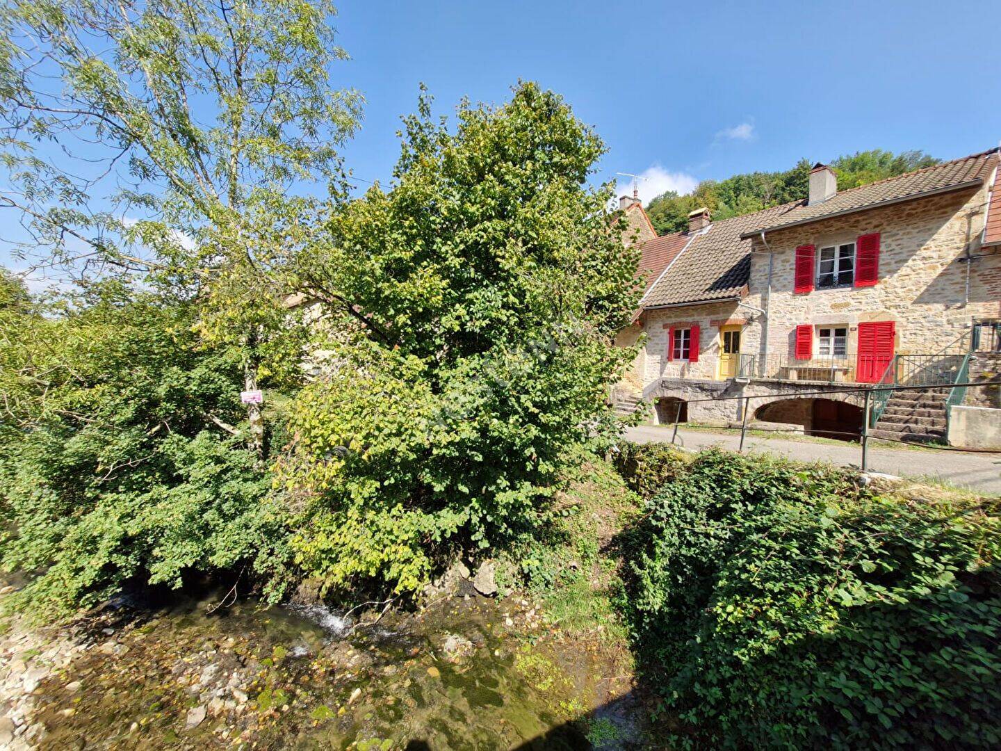 Maison 5 pièces 164 m² · à Gizia · 164 m² · 180 000 €