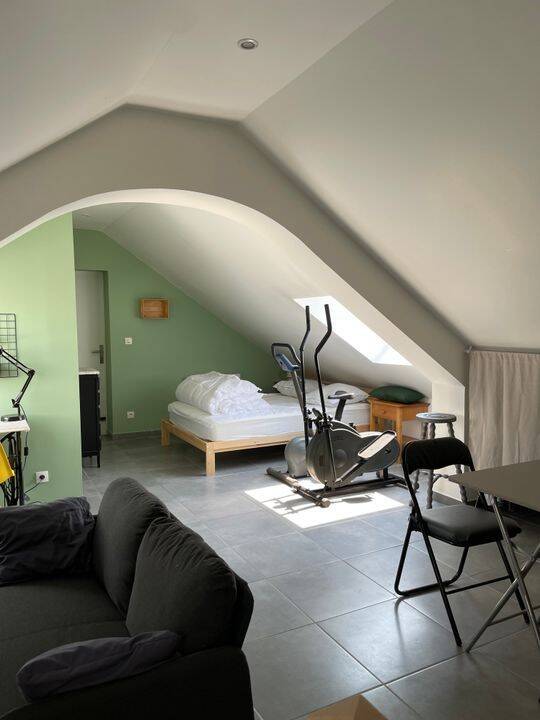Appartement 1 pièce 20 m² · à Chaingy · 20 m² · 100 €