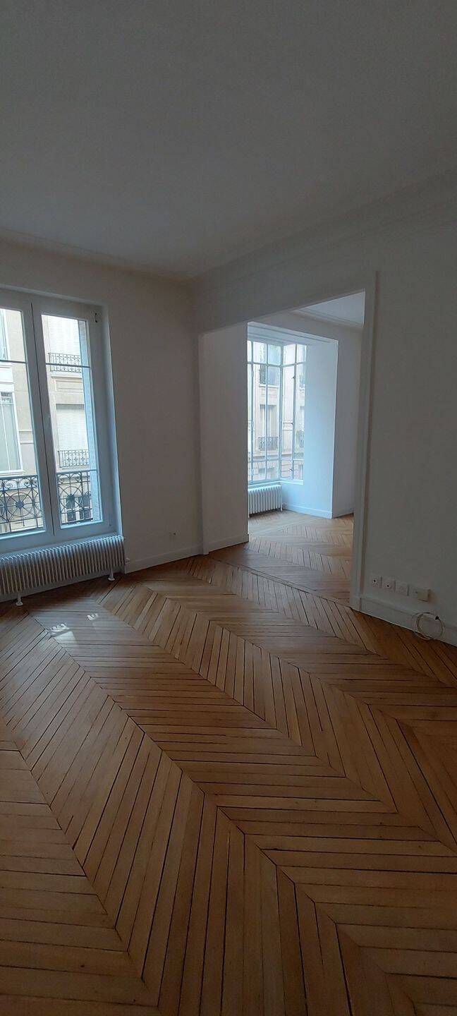 Appartement 2 pièces 58 m² · à Paris 16ème Arrondissement · 57,7 m² · 2 150 €