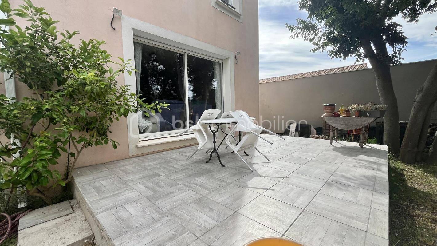 Maison 5 pièces 82 m² · à Milhaud · 82 m² · 230 000 €