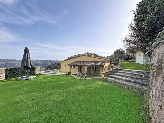 Maison à vendre 720 000 € 5 pièces 3 chambres 160 m² 1 625 m² de terrain Gattières 06510