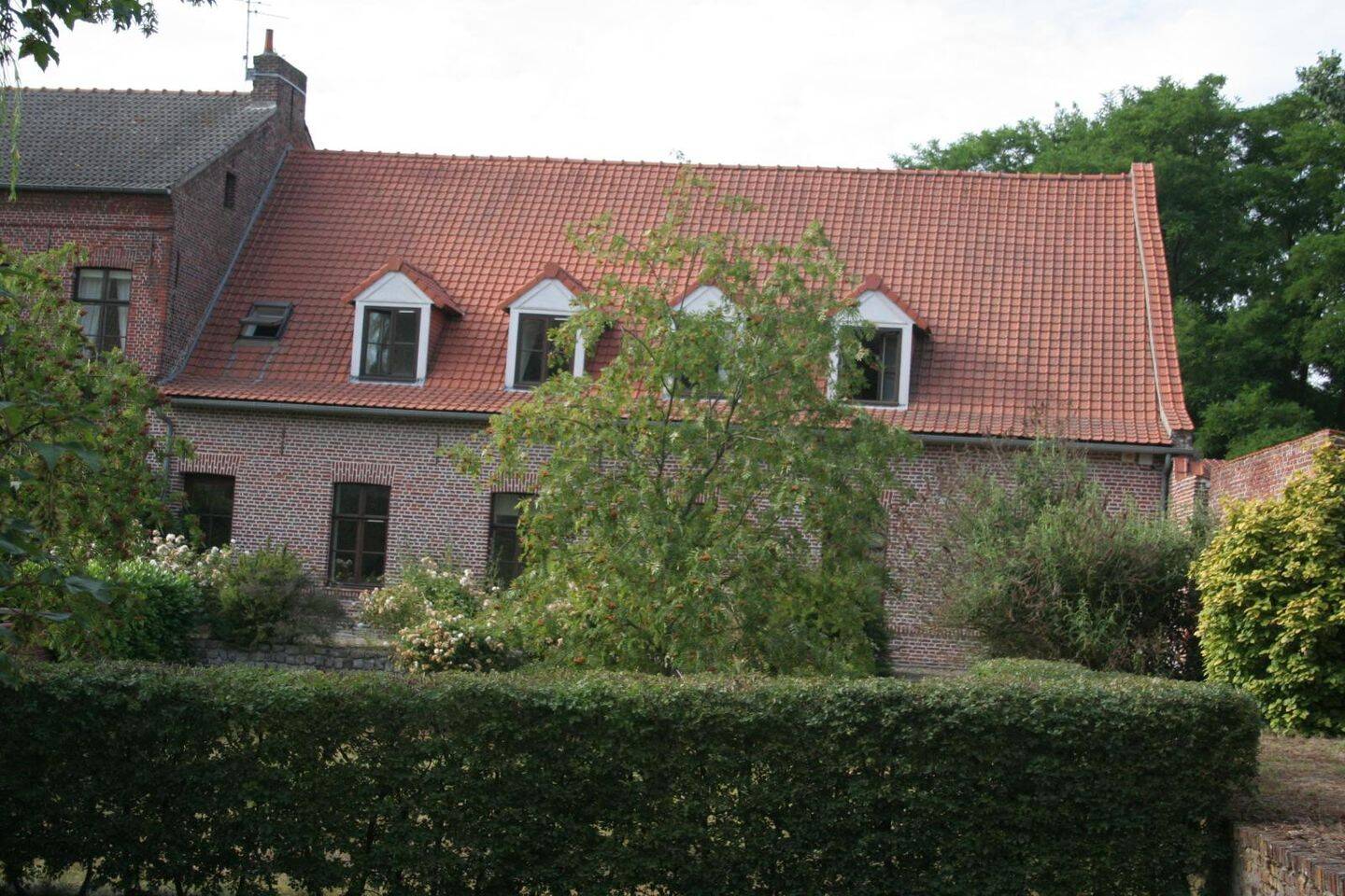 Maison 5 pièces 350 m² · à Cappelle-en-Pévèle · 350 m² · 1 760 €