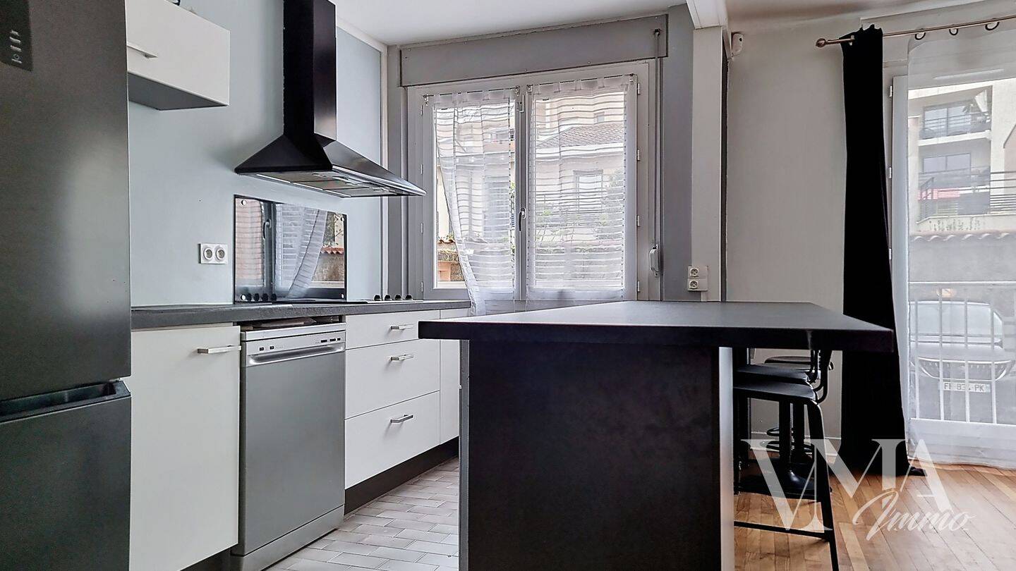 Appartement 2 pièces 43 m² · à Décines-Charpieu · 42,6 m² · 119 000 €
