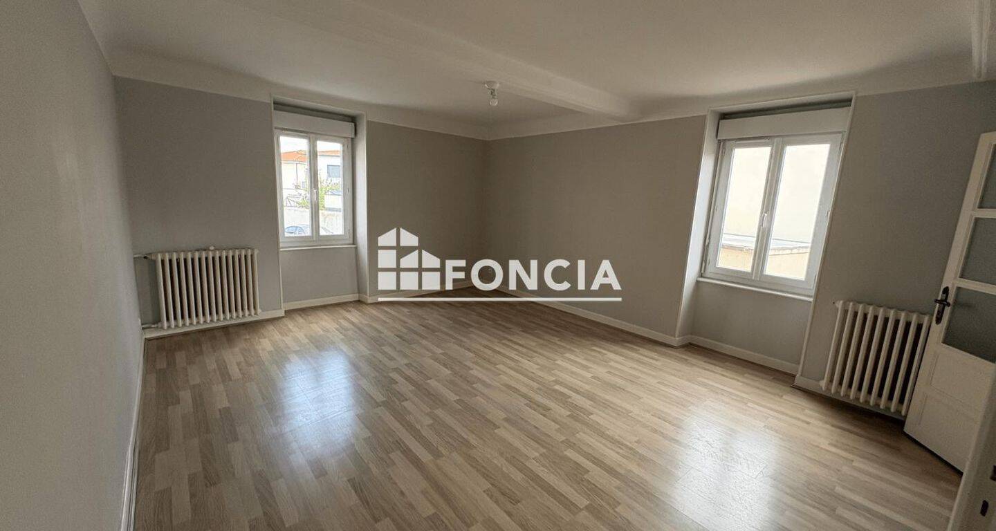 Maison 5 pièces 107 m² · à Malintrat · 106,6 m² · 862 €