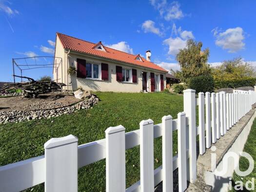 Maison à vendre 289 000 € 6 pièces 5 chambres 150 m² 1 276 m² de terrain Serbonnes 89140