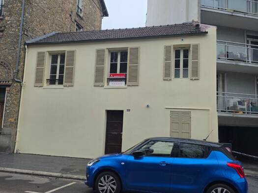 Duplex à louer 1 600 € 3 pièces 2 chambres 64 m² RDC Montreuil Versailles 78000