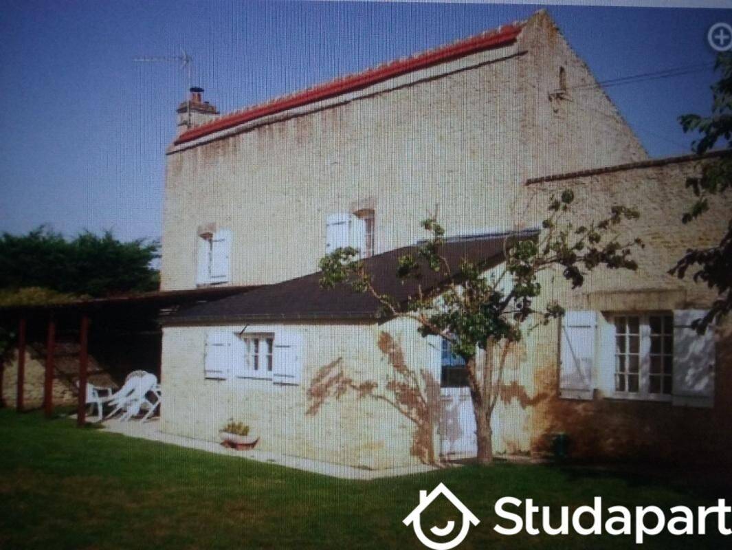 Maison 4 pièces 88 m² · à Mézidon Vallée d'Auge · 88 m² · 1 250 €