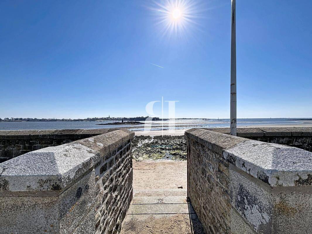 Maison 6 pièces 165 m² · à Larmor-Plage · 165 m² · 849 900 €