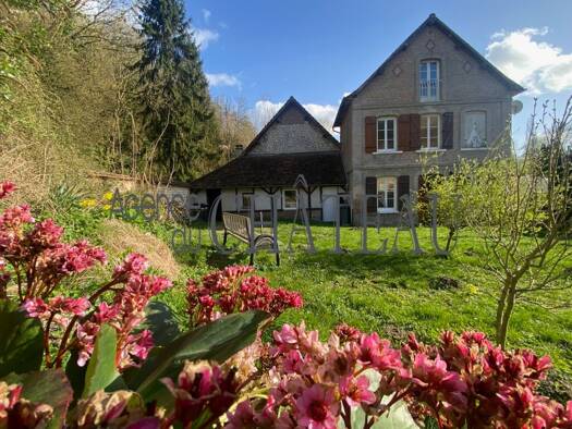Maison à vendre 95 000 € 3 pièces 2 chambres 76 m² 437 m² de terrain Le Val Les Andelys 27700