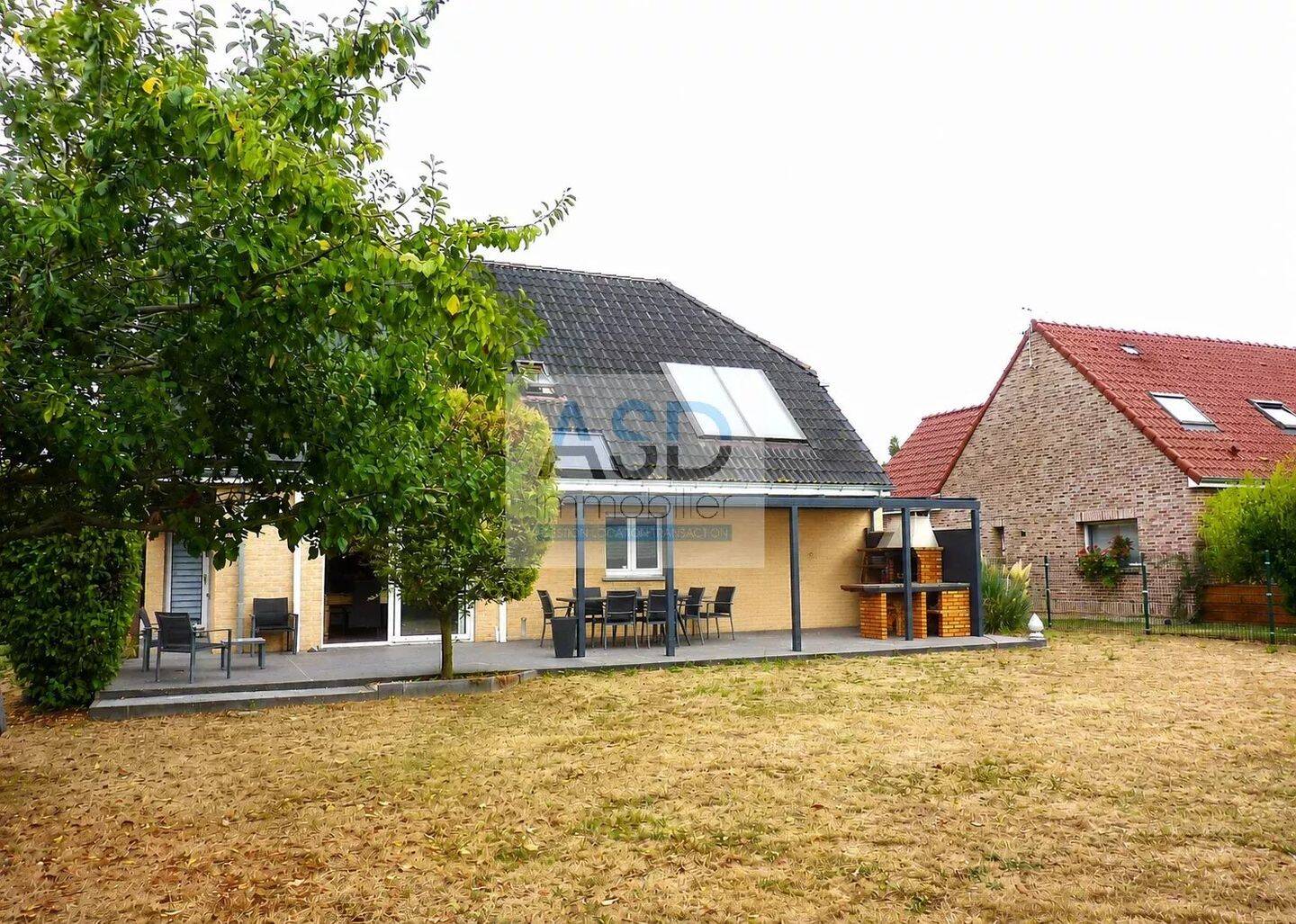 Maison 6 pièces 154 m² · à Carvin · 154 m² · 373 000 €