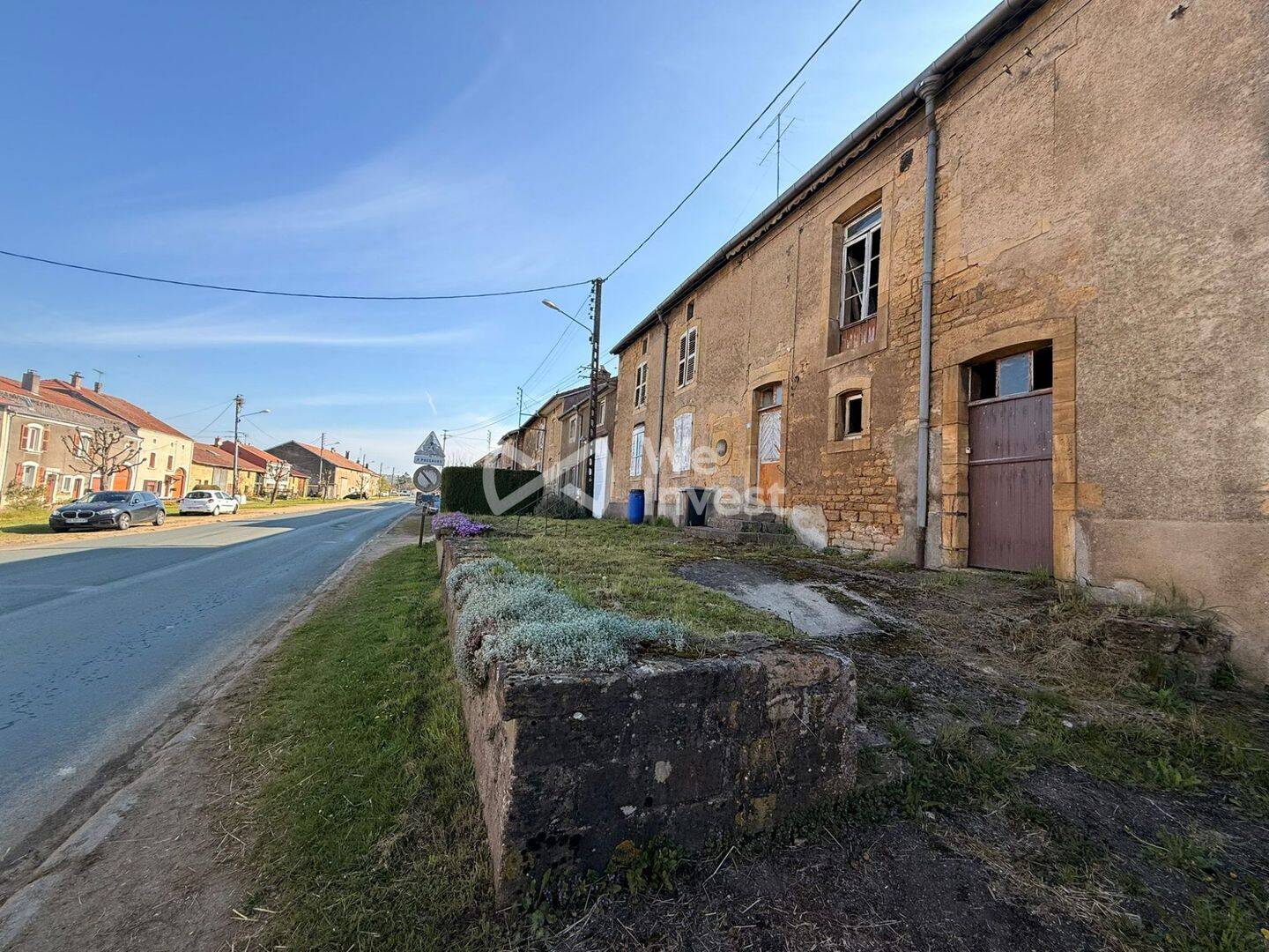 Maison 5 pièces 216 m² · à Thonnelle · 216 m² · 53 000 €