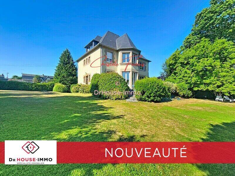 Maison 12 pièces 267 m² · à Fougères · 267 m² · 467 900 €