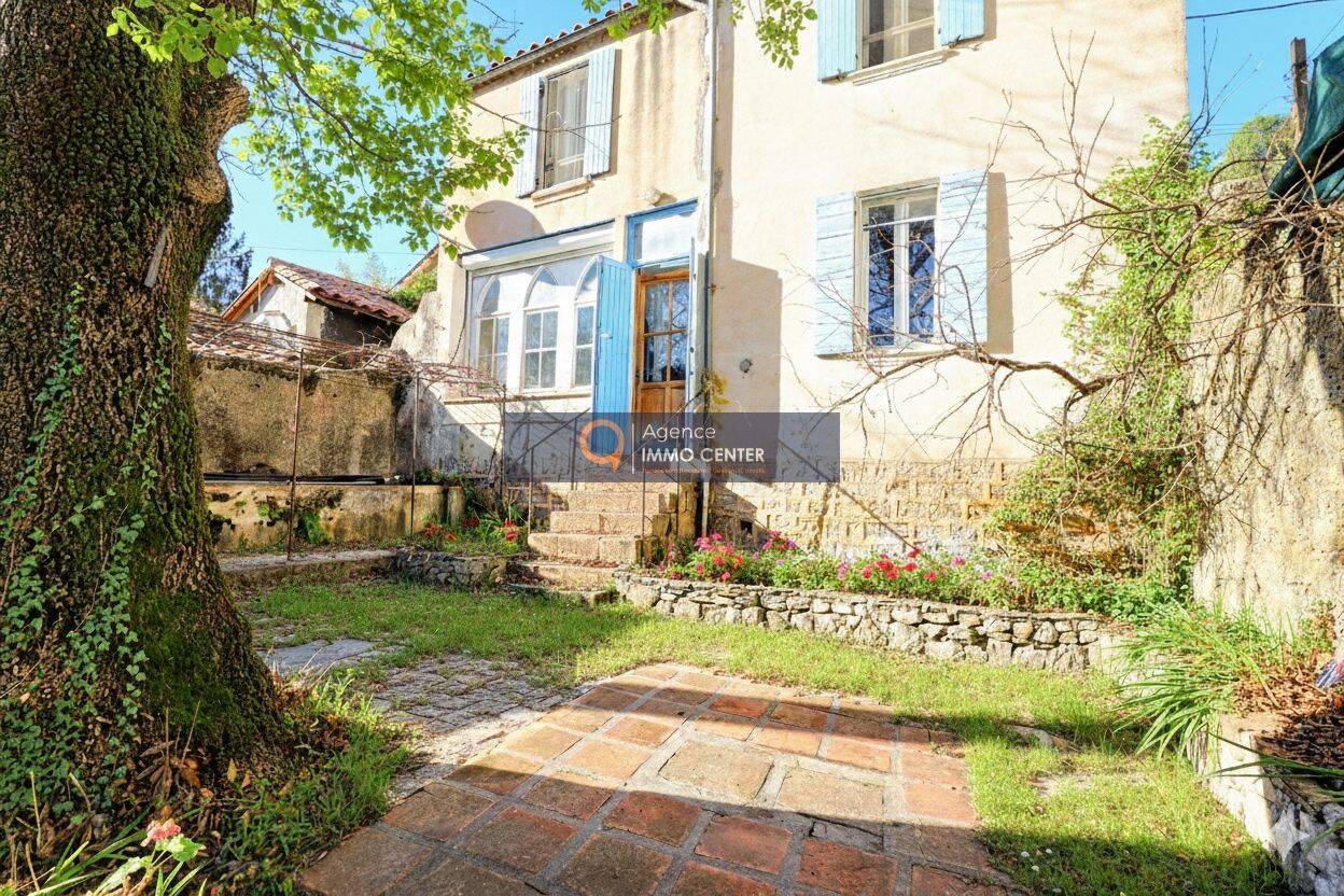 Maison 4 pièces 90 m² · à Solliès-Toucas · 90 m² · 335 000 €