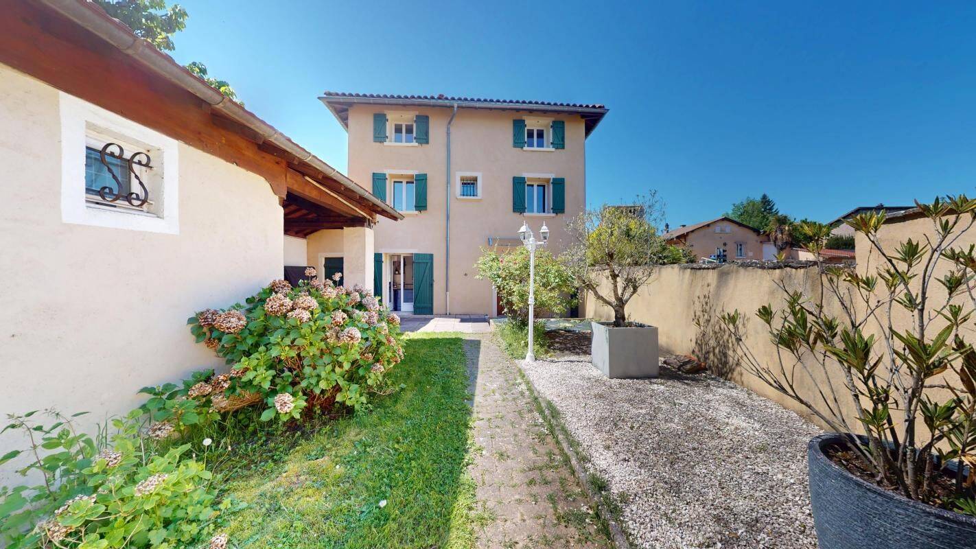 Maison 5 pièces 149 m² · à Montanay · 148,7 m² · 419 000 €