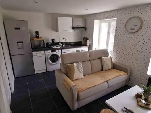 Appartement à louer 900 € 3 pièces 2 chambres 59 m² RDC Rubelles 77950