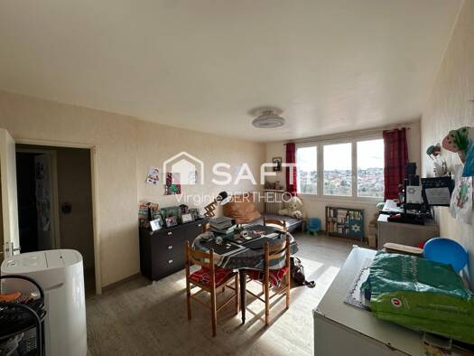 Appartement à vendre 65 000 € 3 pièces 2 chambres 55 m² Étage 4/4 Souche Niort 79000