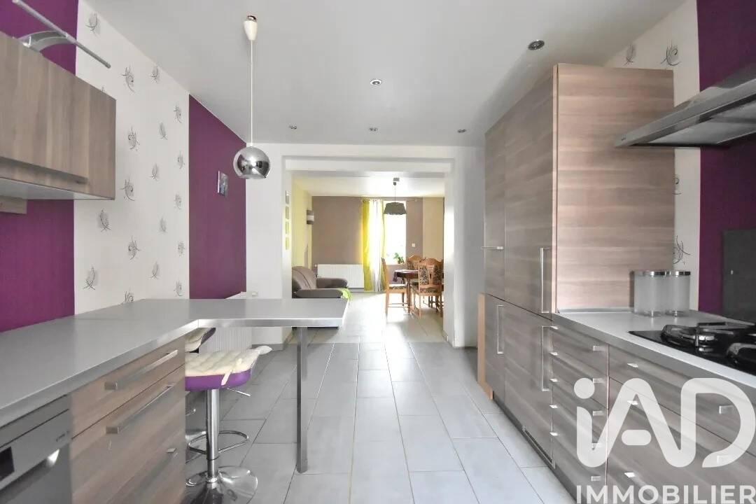 Maison 5 pièces 212 m² · à Carling · 212 m² · 105 000 €