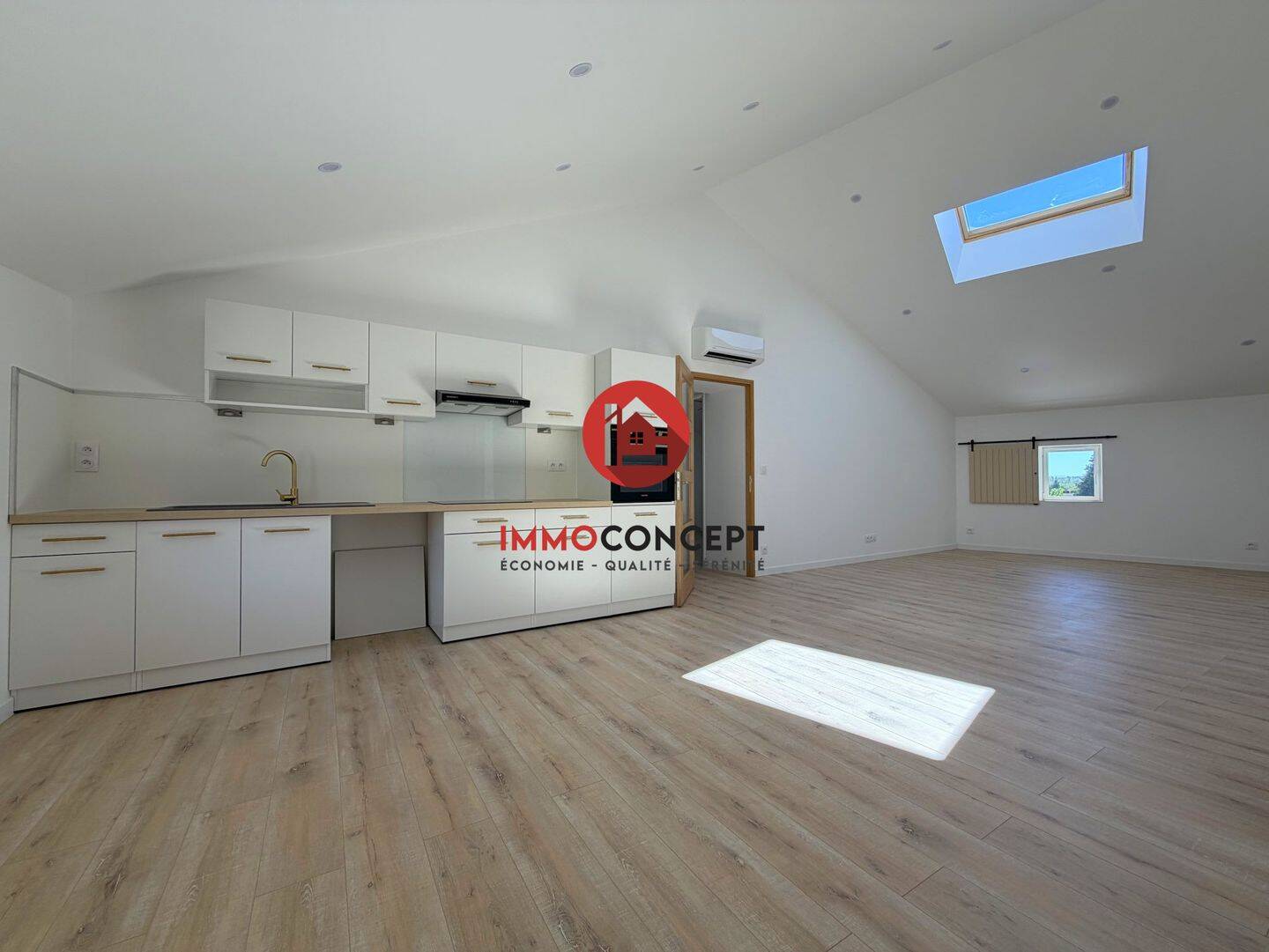 Appartement 3 pièces 85 m² · à Laudun-l'Ardoise · 85 m² · 850 €/mois
