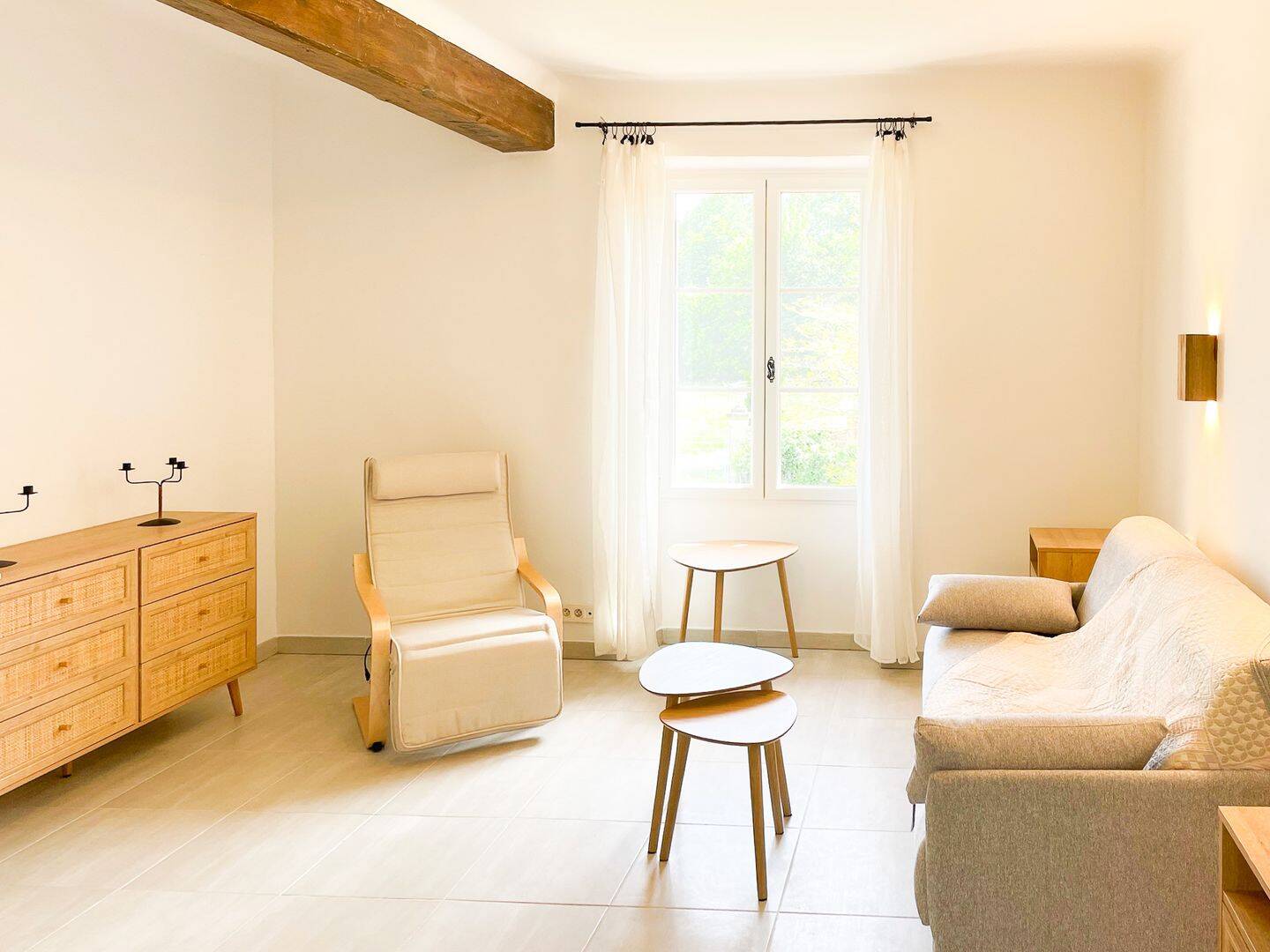 Appartement 1 pièce 33 m² · à Lambesc · 32,6 m² · 682 €/mois