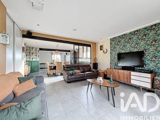 Maison à vendre 367 000 € 6 pièces 3 chambres 137 m² 608 m² de terrain Boos 76520