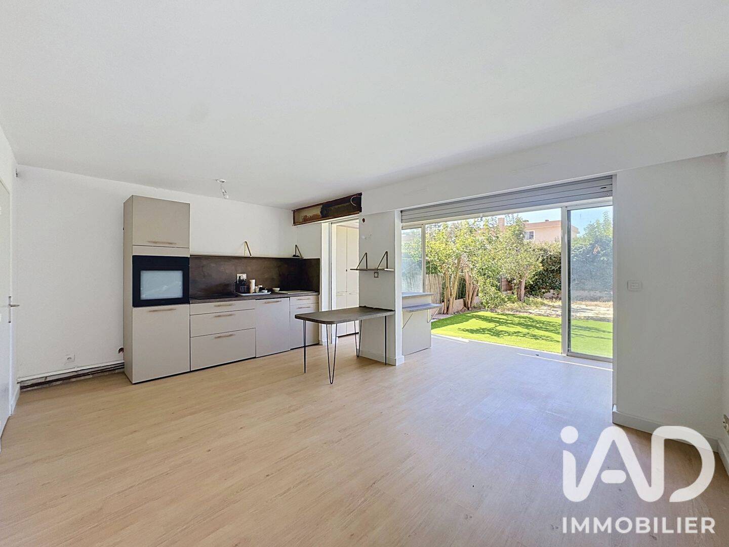 Appartement 3 pièces 65 m² · à Six-Fours-les-Plages · 65 m² · 395 000 €