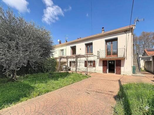 Maison à vendre 188 000 € 3 pièces 2 chambres 62 m² 264 m² de terrain Croix des Oiseaux Avignon 84000
