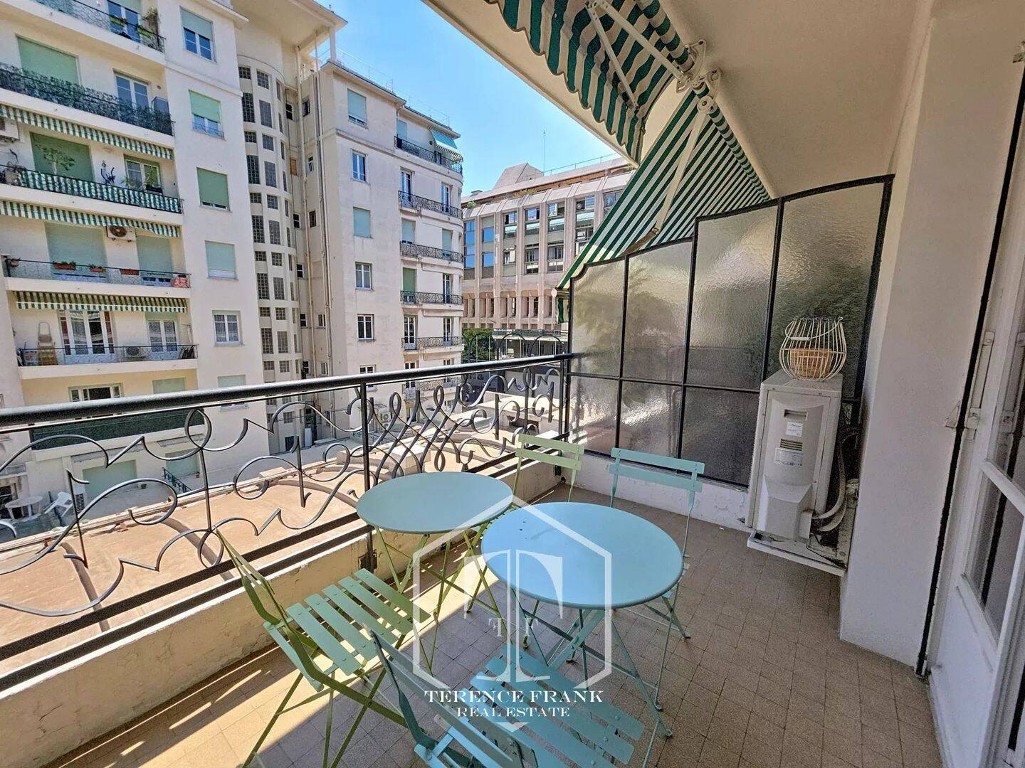 Appartement 3 pièces 77 m² · à Nice · 76,7 m² · 615 000 €
