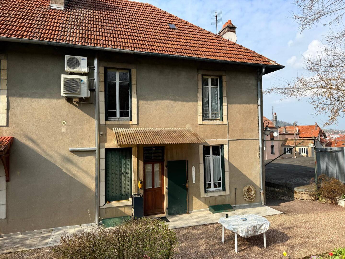 Maison 5 pièces 115 m² · à Échenoz-la-Méline · 115 m² · 135 000 €