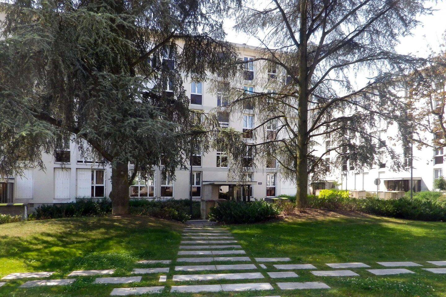 Appartement 3 pièces 56 m² · à Massy · 56 m² · 1 021 €