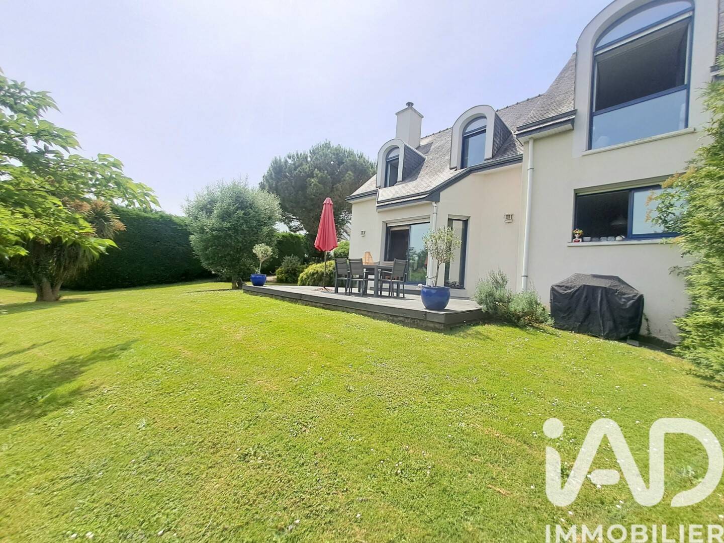 Maison 6 pièces 139 m² · à Montfort-sur-Meu · 138,8 m² · 383 000 €