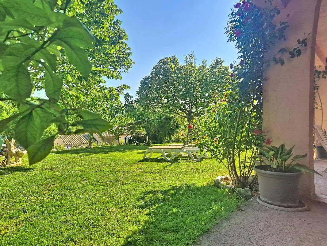 Appartement 4 pièces 110 m² · à Escragnolles · 110 m² · 298 000 €