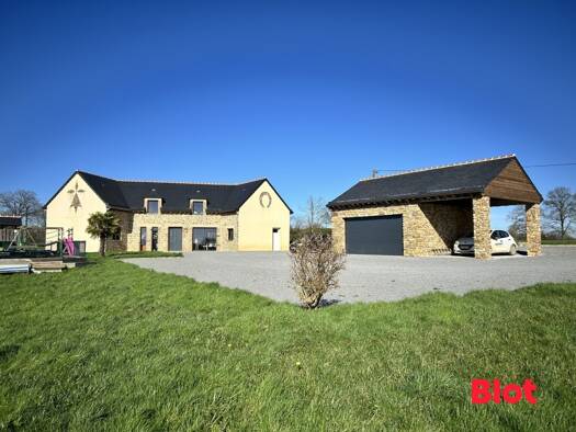 Maison à vendre 414 750 € 6 pièces 3 chambres 165 m² 12 065 m² de terrain Mézières-sur-Couesnon 35140