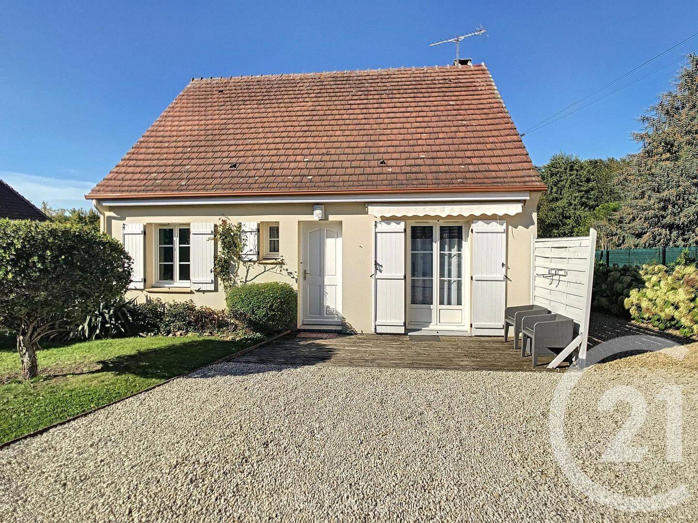 Maison 5 pièces 95 m² · à Tracy-le-Val · 95 m² · 230 000 €