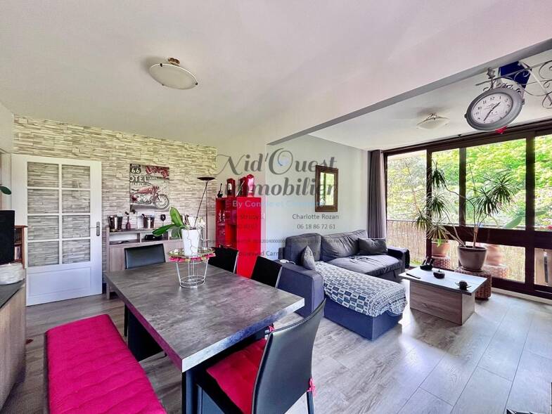 Appartement à vendre 199 000 € 4 pièces 3 chambres 81 m² Étage 6/8 Parc Saint Cyr-Haut de Fontenay Fontenay-le-Fleury 78330