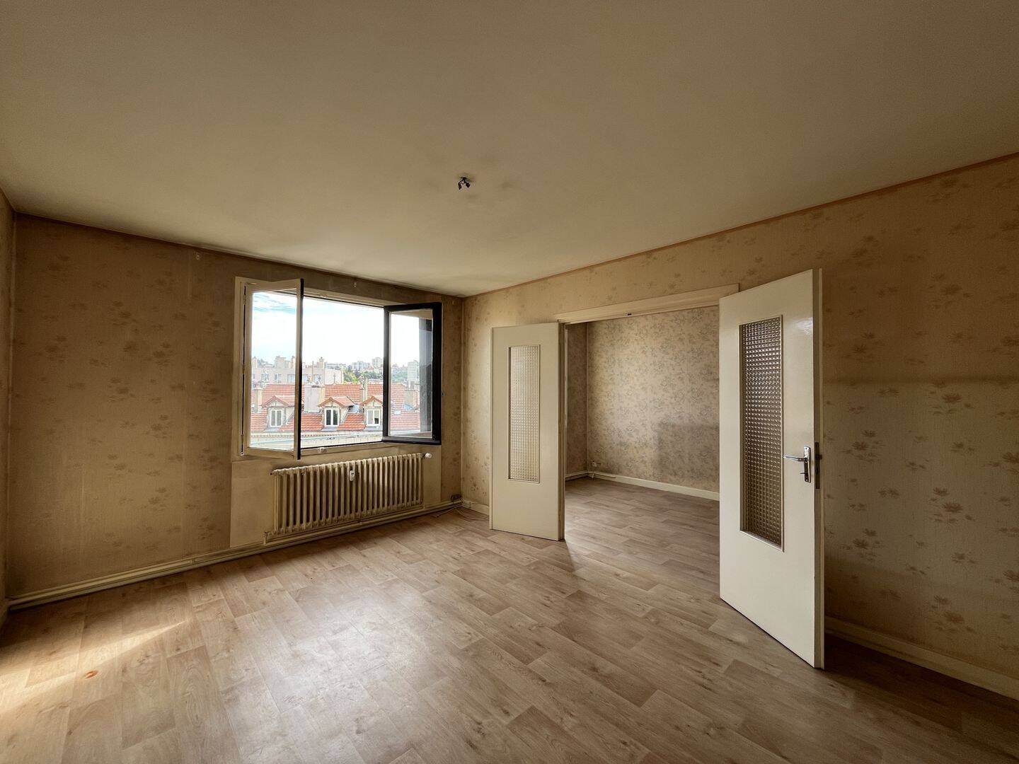 Appartement 4 pièces 68 m² · à Saint-Étienne · 67,7 m² · 40 000 €
