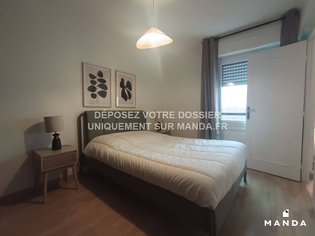 Colocation à louer - Rennes - 500 € - 4 pièces, 3 chambres, 2ème étage · 500 €