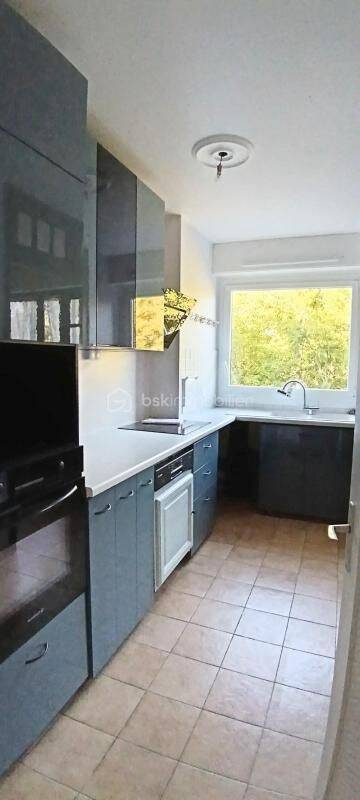 Appartement 6 pièces 127 m² · à Vaux-le-Pénil · 127 m² · 224 000 €