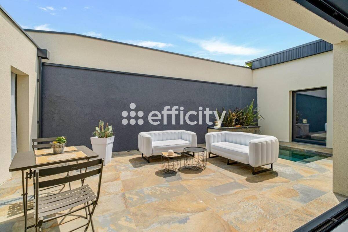 Maison 5 pièces 167 m² · à Colombier-Saugnieu · 167 m² · 639 000 €