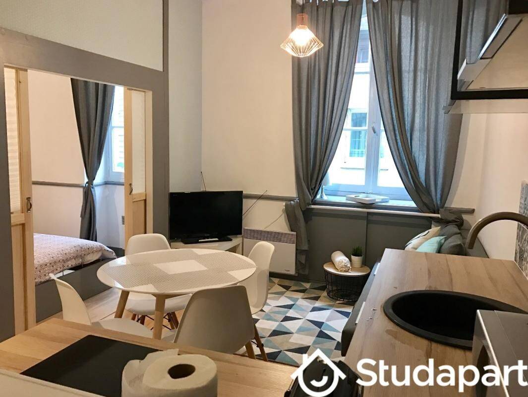 Appartement 2 pièces 27 m² · à Nantes · 27 m² · 900 €