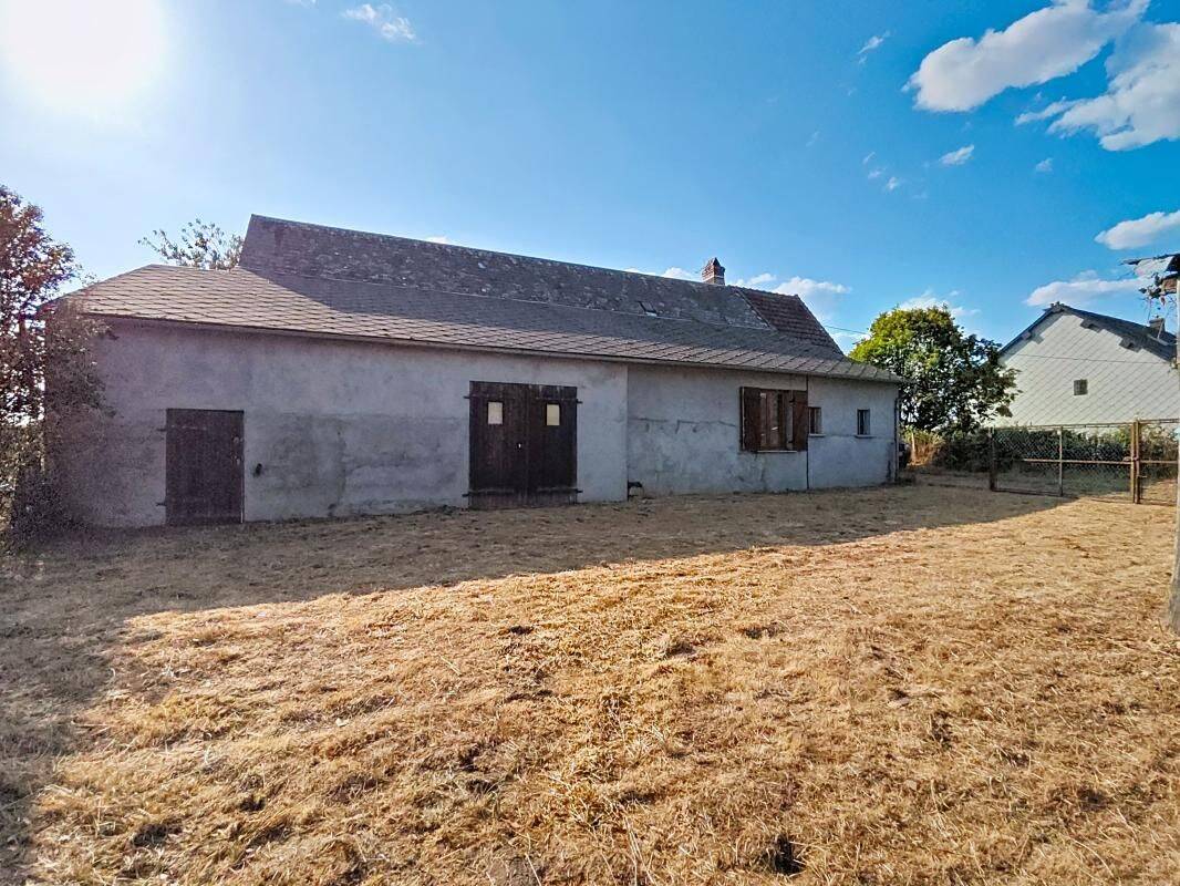 Maison 3 pièces 71 m² · à Saint-Forgeot · 70,7 m² · 75 000 €