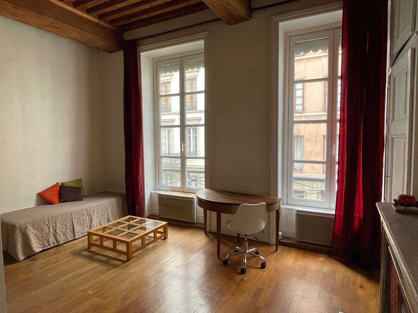 Appartement 1 pièce 39 m² · à Lyon 6ème Arrondissement · 39,1 m² · 949 €