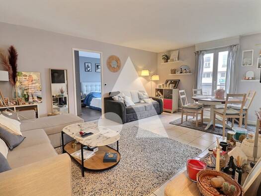 Appartement à vendre 188 000 € 2 pièces 1 chambre 44 m² Étage 1/3 Les Dures Terres Eaubonne 95600