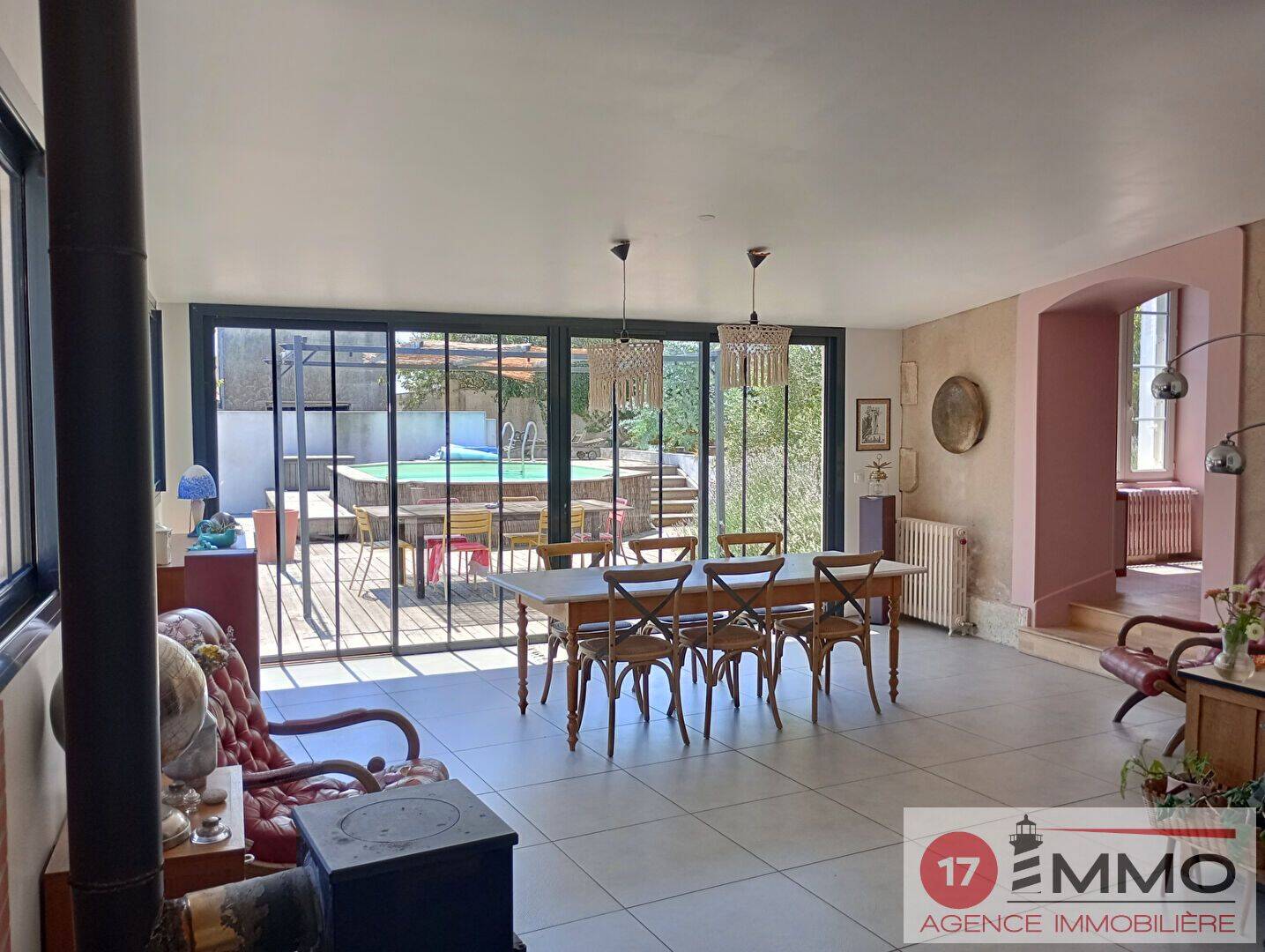 Maison 6 pièces 198 m² · à Rochefort · 198 m² · 466 900 €