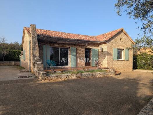 Maison à vendre 590 000 € 5 pièces 4 chambres 132 m² 2 080 m² de terrain Saint-Saturnin-lès-Apt 84490