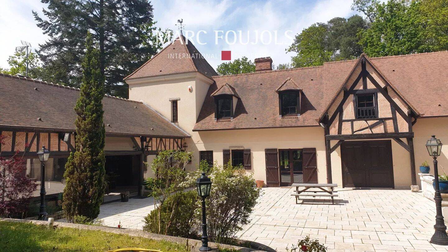 Maison 14 pièces 341 m² · à Rambouillet · 341 m² · 1 250 000 €