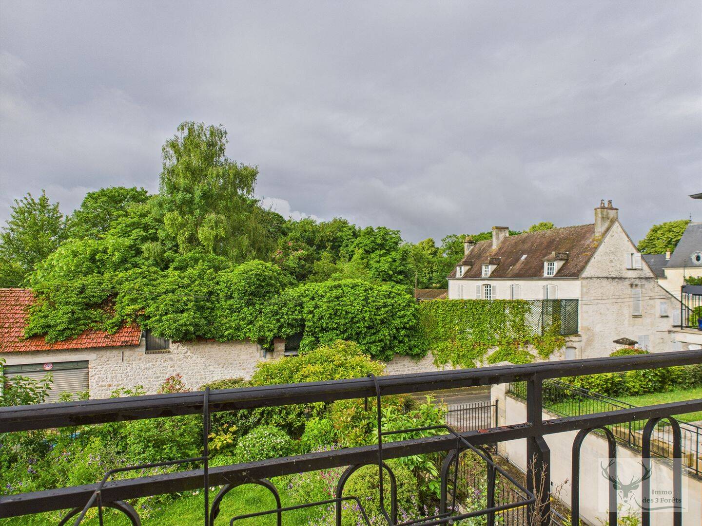 Appartement 4 pièces 148 m² · à Senlis · 148 m² · 649 000 €